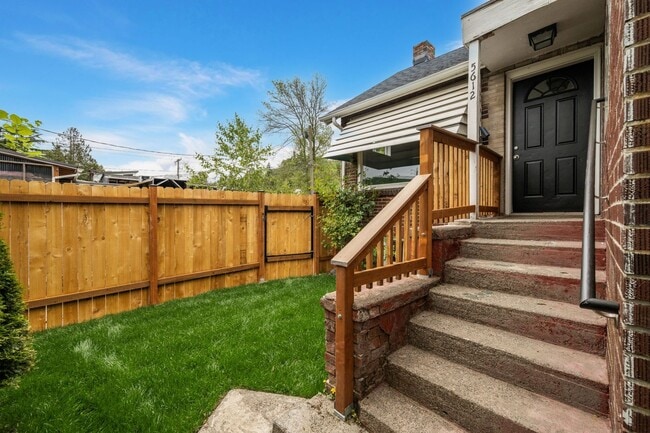 Photo - 2bd/1ba Seattle Home