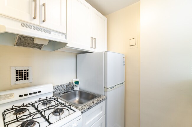 Photo - 1121 ARLINGTON Blvd Unit 422