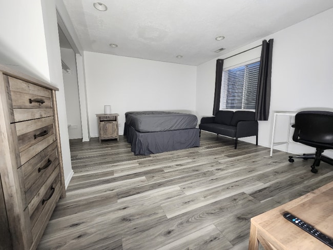 Photo - 4197 W 4100 S