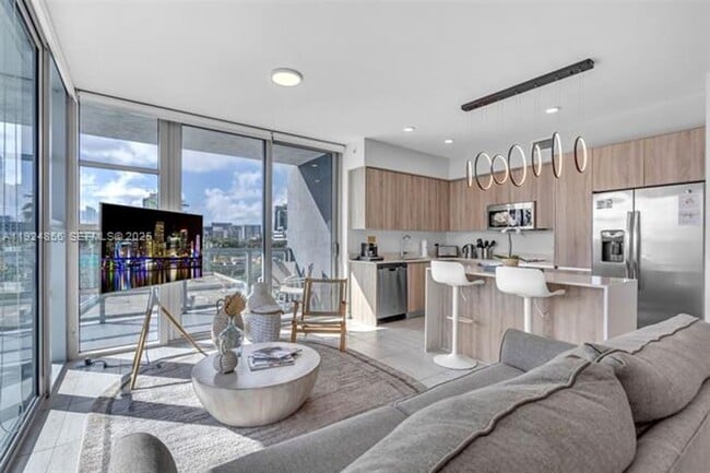 Photo - 3900 Biscayne Blvd Unit 3900 Biscayne Blvd S-312