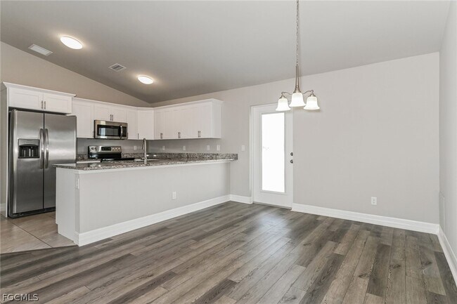 Photo - 2212 NE 7th Ave