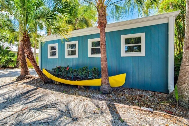 Photo - 3663 Egerton Cir