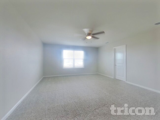 Photo - 227 Drifter Dr