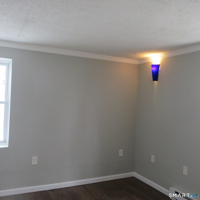 Photo - 22 Ingraham St Unidad B