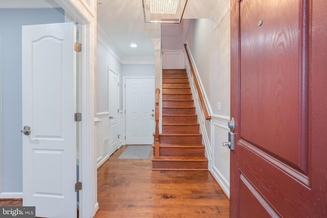 Photo - 704 Quayside Ct