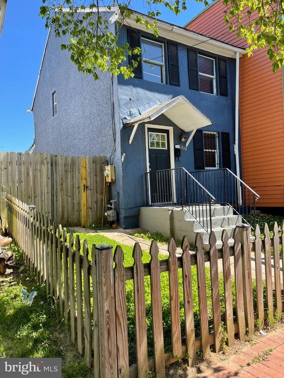 Building Photo - 1238 U St SE