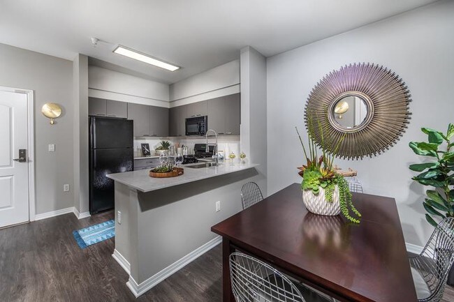Building Photo - The Gallery at NoHo Commons Rental