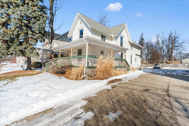 Photo - 412 W Genesee St Unidad 412