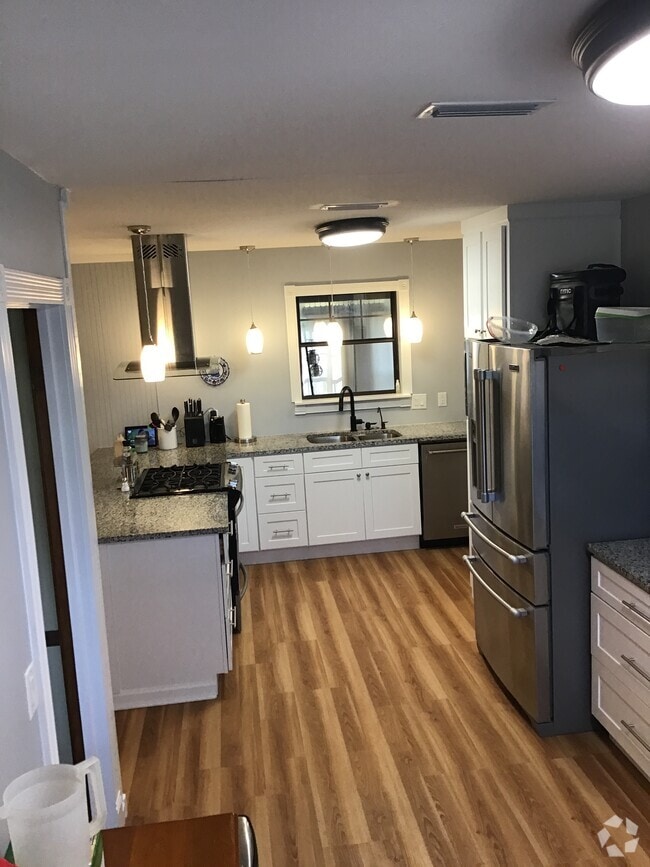 Building Photo - 116 Harrison Dr Rental