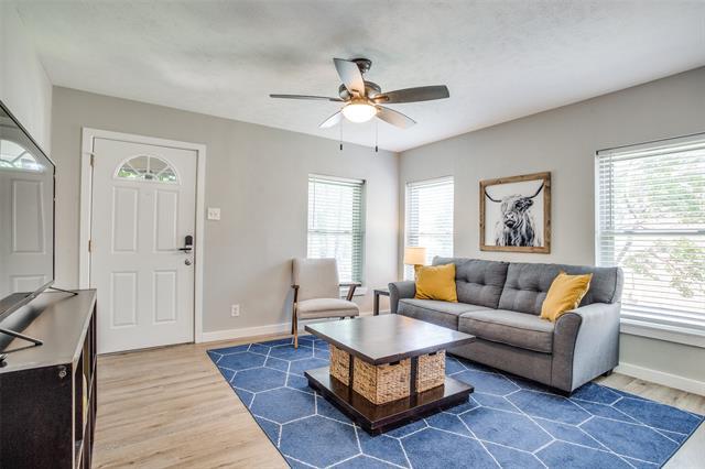 408 N Oak Cliff Blvd