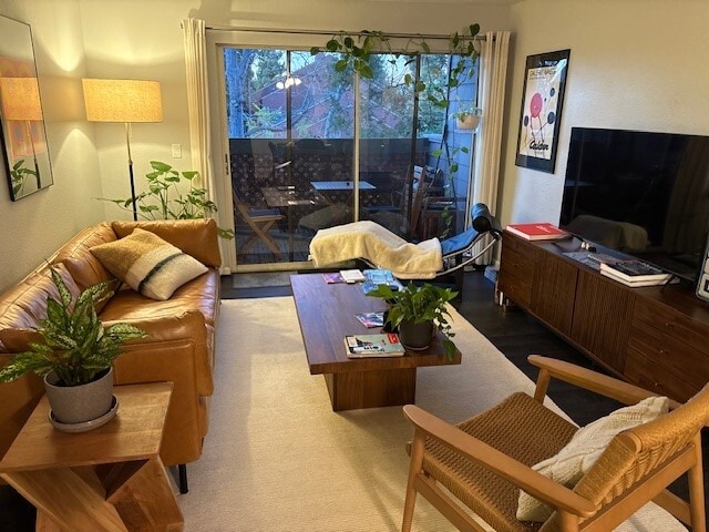 Living Room Furnished - 1205 Yarwood Ct Unit 3rd Floor