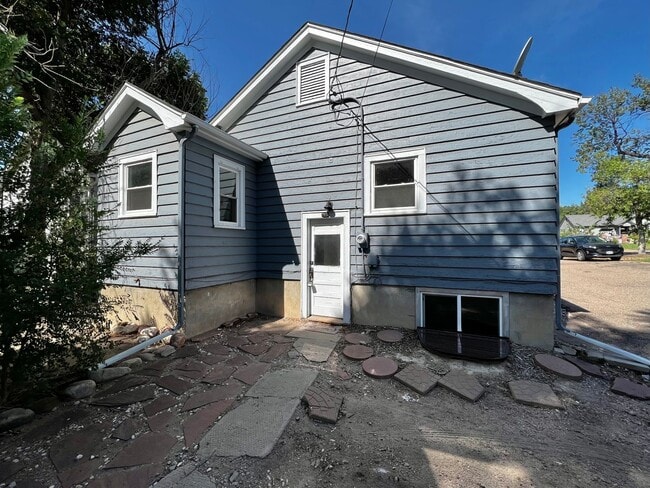 Building Photo - 8th2122 (KP-JF) Unit 2