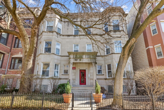 Building Photo - 6231 S Woodlawn Ave Unit 3