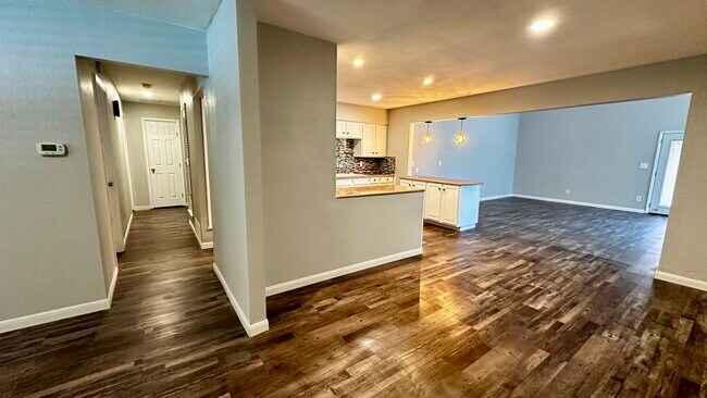 Photo - 4508 Nadine Dr