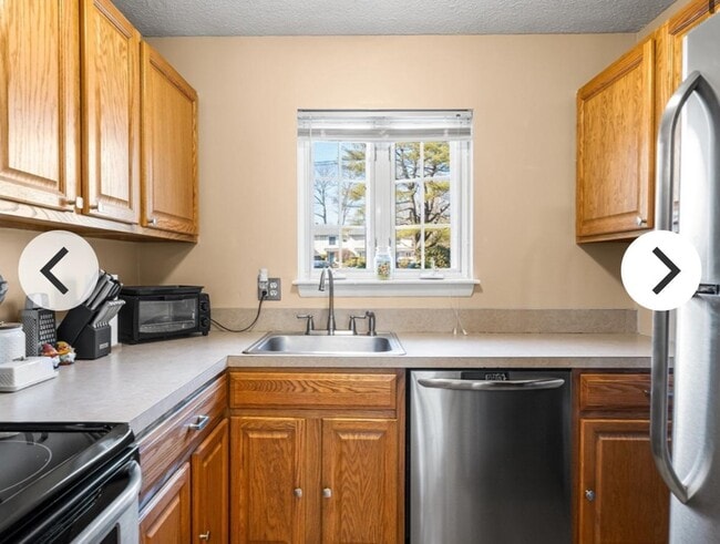 Photo - 2 Janet Rd Unit 8