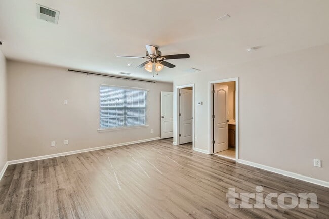 Photo - 1212 Screech Owl Rd