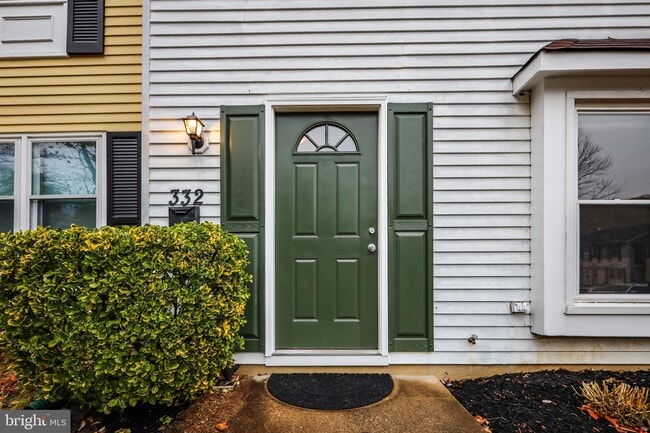 Photo - 332 Charred Oak Ct