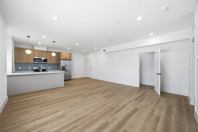 Photo - 5408 San Jose St Unit B1