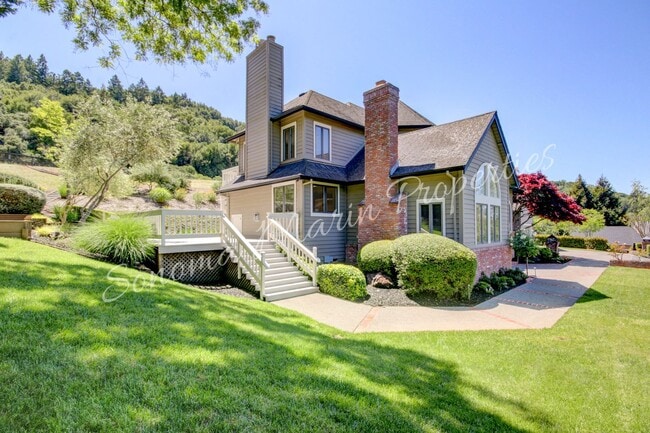 Photo - Panoramic Views from Hillside Custom Home on private drive