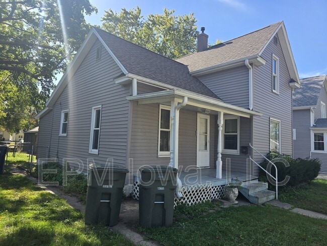 Photo - 709 Kern St