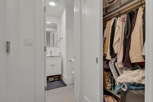 Photo - 1082 Commonwealth Ave Unit 501