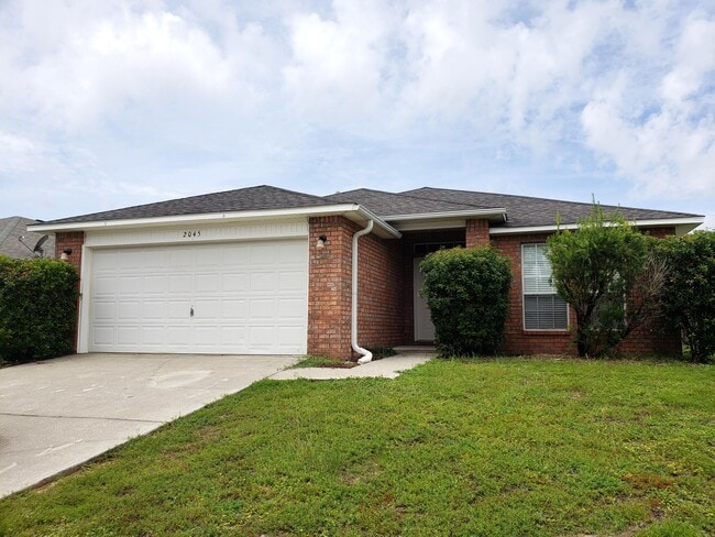 Building Photo - 2045 Catline Cir