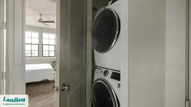 Photo - 1215 Sawyer St Unit 472