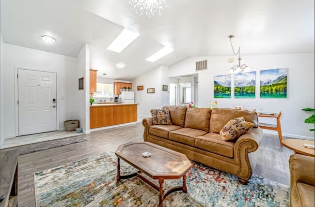 Photo - 4190 Hillside Ct Unit 1