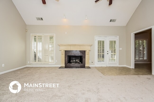51 Southern Golf Ct