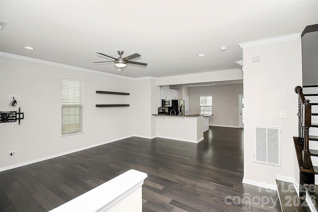 Photo - 3043 Potomac River Pkwy