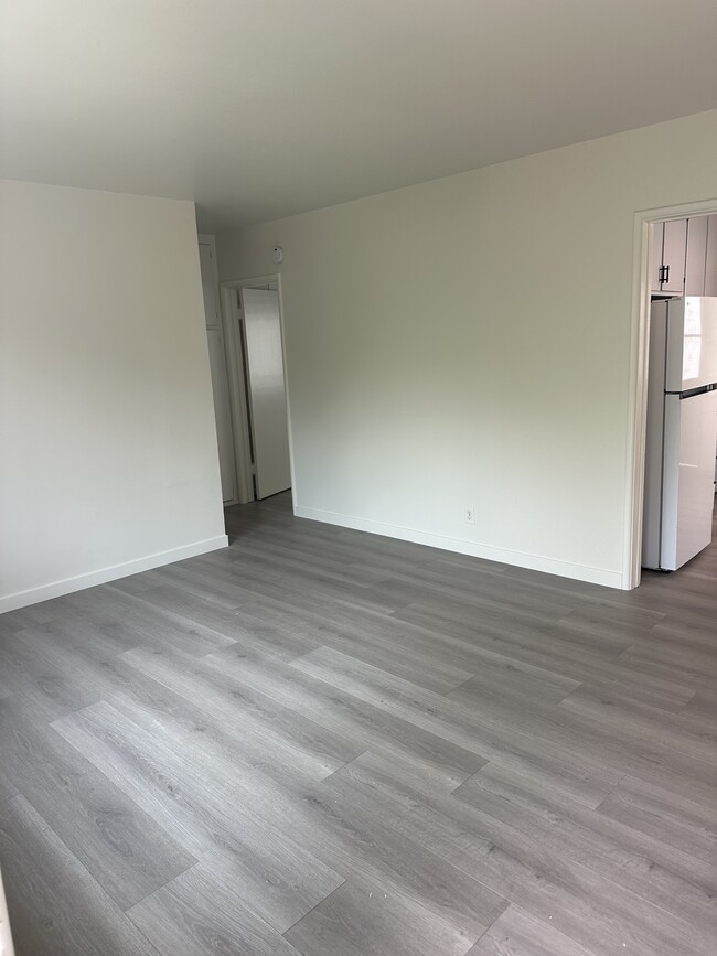 Photo - 205 W Palmer Ave