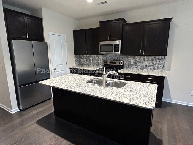 Photo - 238 Lynn Dr