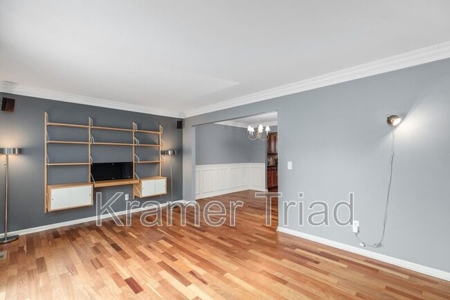 Photo - 6304 Harlequin Ln