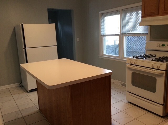 Photo - 3846 N Janssen Ave