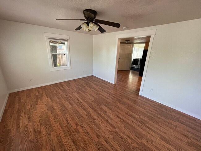 Photo - 2 Bed /1 Bath Home with Large Backyard and Great Location