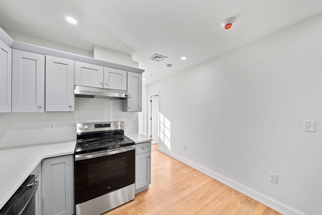 Photo - 417 Commercial St Unidad 1