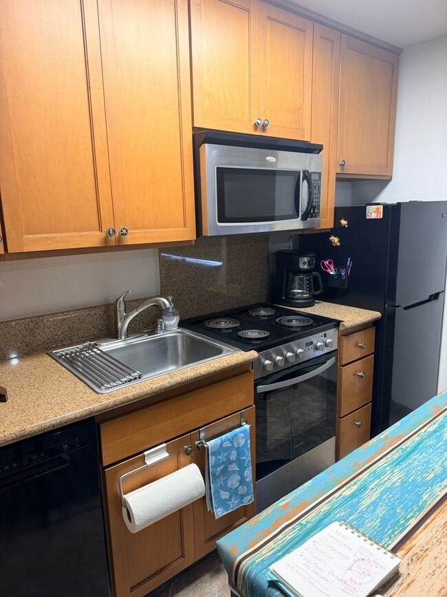 78-216-216 Makolea St