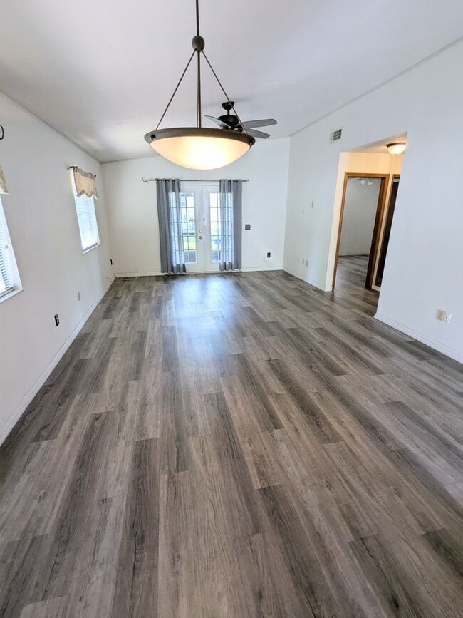 Photo - 1206 Deer Springs Rd