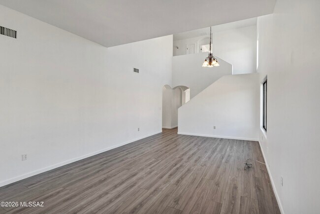 Photo - 4830 S VALLECANO Dr