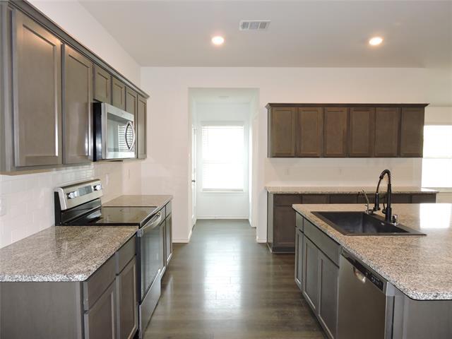 Photo - 1307 Community Way