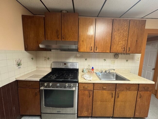 Building Photo - 33 Albion St Unit 1