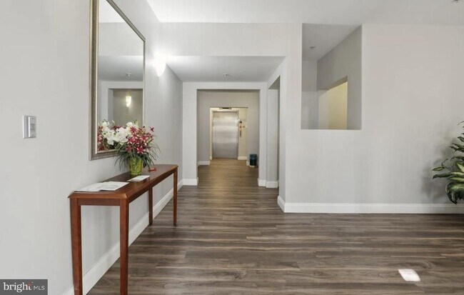 Photo - 4151 Castlecary Ln