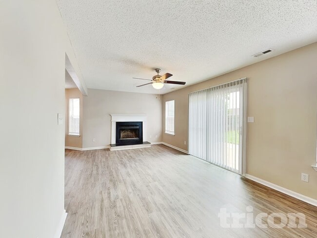 Photo - 11136 White Stag Dr