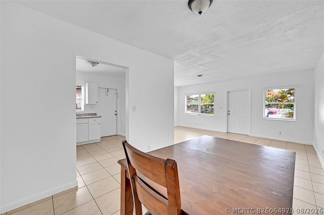 Photo - 1218 NW 6th Ave
