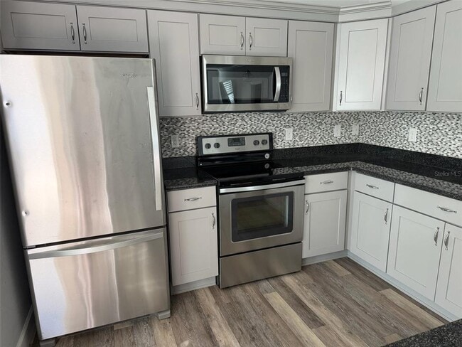 Photo - 2503 NE 33rd Ct