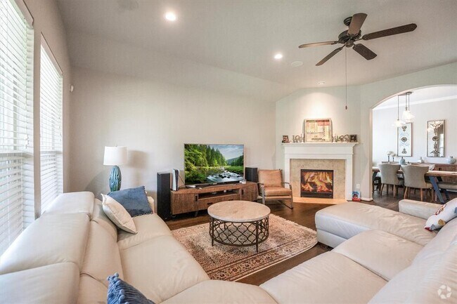 Building Photo - 25227 Hawthorne Blossom Dr Rental