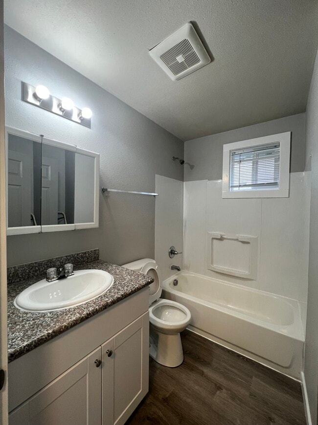 Photo - Briar Rose Apartments