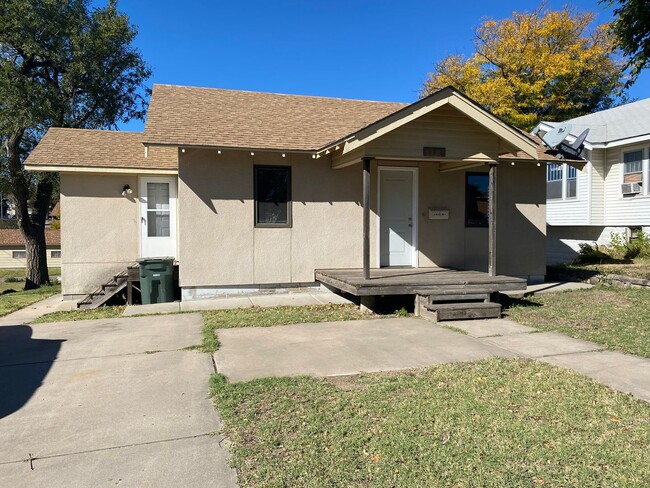 Building Photo - 1403 Avenue C Unit Apt. A-1403 Avenue C