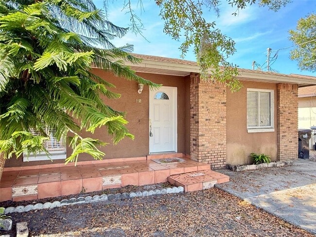 Photo - 908 Tucker Ave