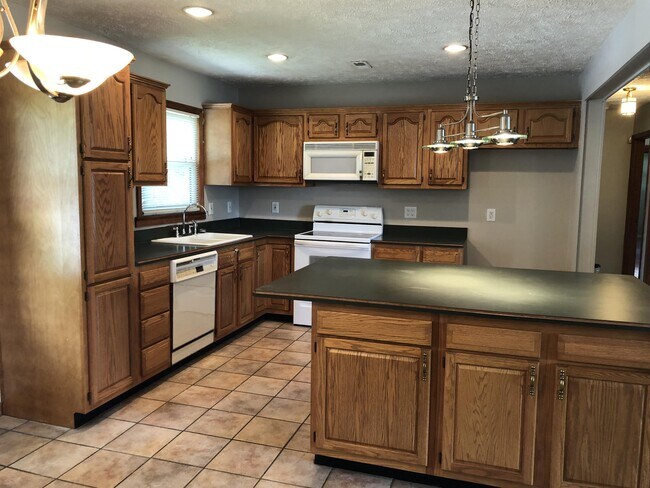 Photo - 5321 Juanita Ln